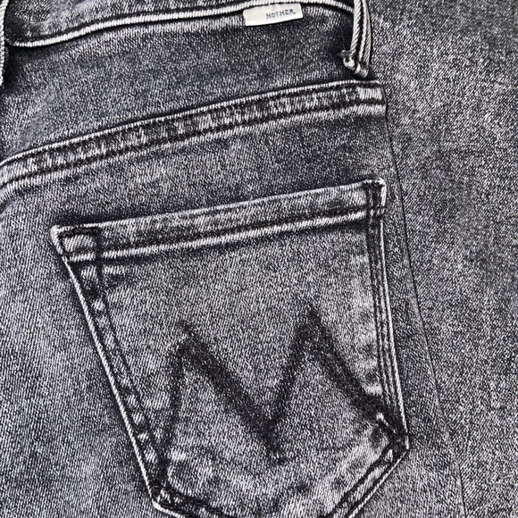 MOTHER Black Fray Jeans size 24 - Picture 12 of 14